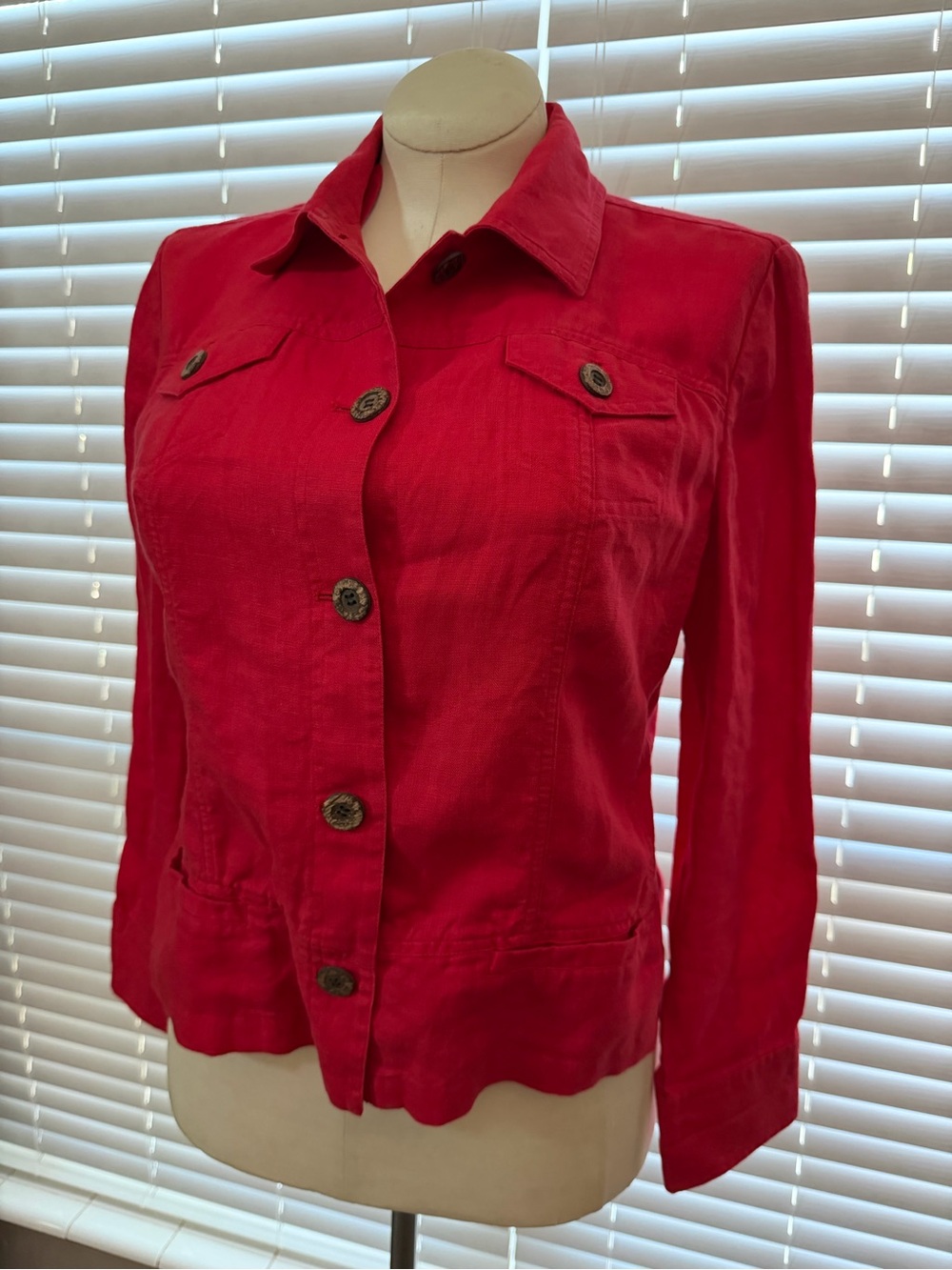 Chico's Size 1 Ladies M 8 10 Red 100% Linen Button-Front Utility Light Jacket